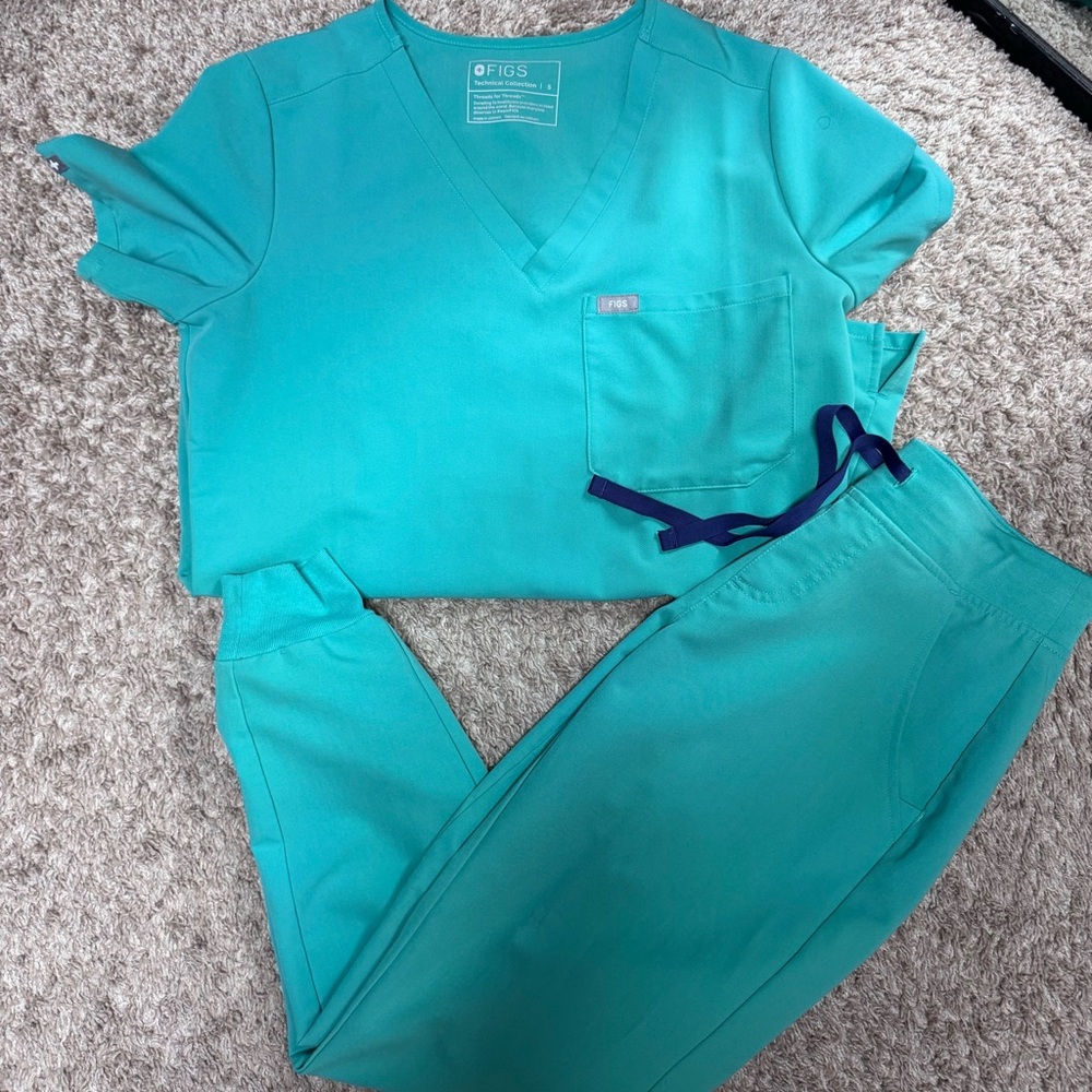 FIGS Surgical Green Scrub Set Small/ XSP